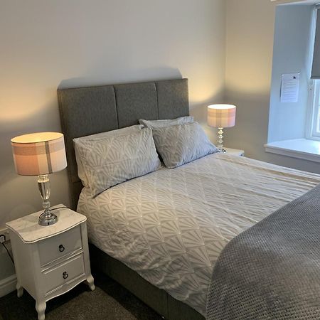 Blackbull With Rooms Lower Cumbernauld Buitenkant foto